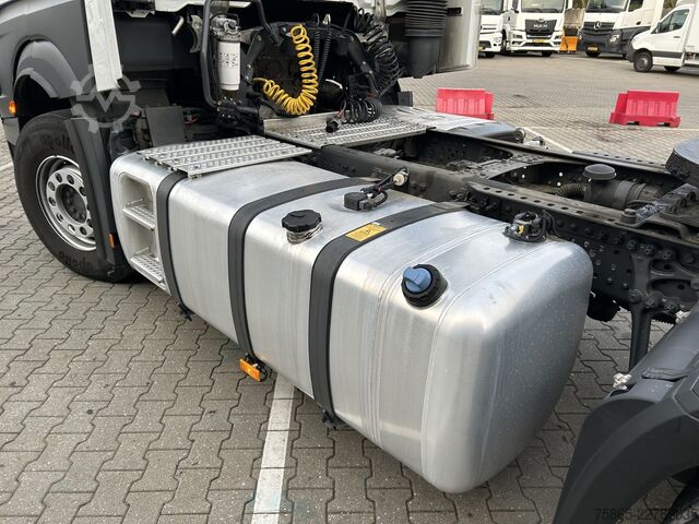 Standard-SZM Mercedes-Benz Actros 1845 Gigaspace / Tacho V2 / 391 dkm / Bl...