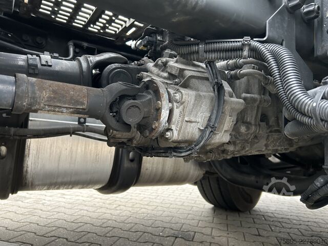 Standard SZM Mercedes-Benz Actros 1845 Gigaspace / Tacho V2 / 371 dkm / Bl...