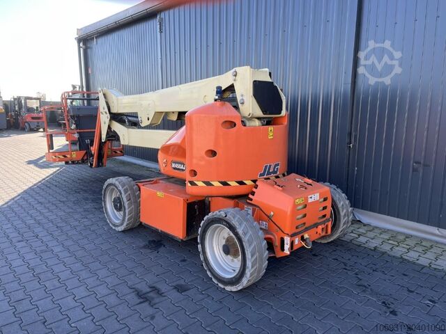 Шарнірно -телескопічна платформа JLG M450AJ