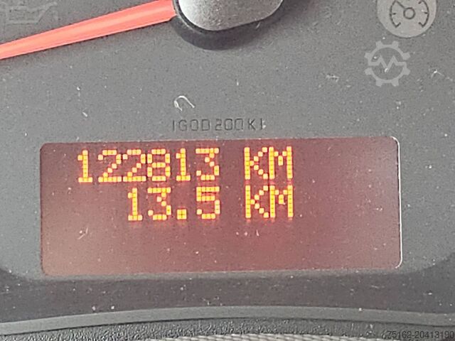 Carrinha de tejadilho alto RENAULT MASTER 2.3 L2H2 Navi Trekhaak!