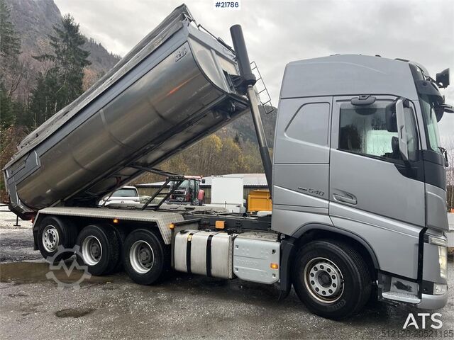 Sklápěč Volvo FH540 8x4 asfaltbil m/ mtdk k218 2 akslet asfalthe