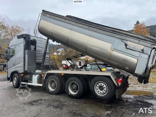 Sklápěč Volvo FH540 8x4 asfaltbil m/ mtdk k218 2 akslet asfalthe