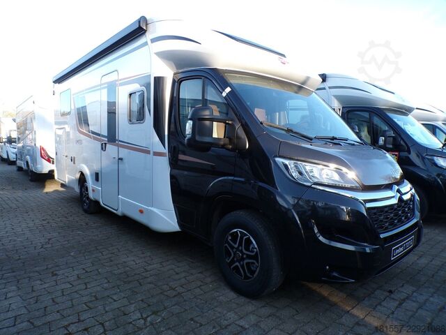 Puoliksi integroitu matkailuauto BÜRSTNER Limited T IT 727 G Hubbett, SAT, Markise