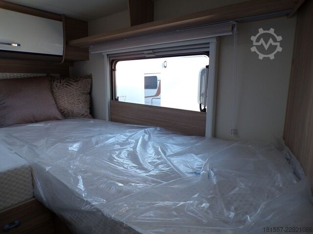 แคมเปอร์กึ่งบูรณาการ BÜRSTNER Limited T IT 727 G Hubbett, SAT, Markise