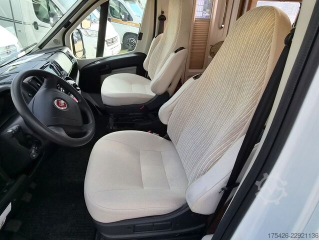Poluintegrirani kamper HYMER/ERIBA Exsis-t 588 *Komfort-Line Paket*SAT + TV*