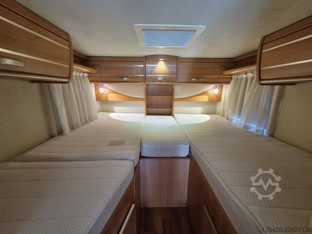 Poluintegrirani kamper HYMER/ERIBA Exsis-t 588 *Komfort-Line Paket*SAT + TV*