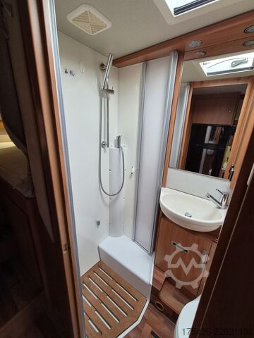 Poluintegrirani kamper HYMER/ERIBA Exsis-t 588 *Komfort-Line Paket*SAT + TV*