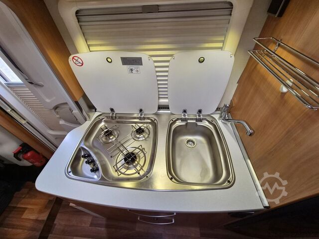Poluintegrirani kamper HYMER/ERIBA Exsis-t 588 *Komfort-Line Paket*SAT + TV*