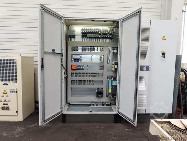 Universal-Fräs- und Bohrwerk SHW UF 6L