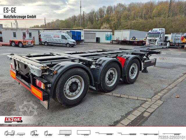 Auflieger-Wechselfahrgestell KÖGEL PORT 45 TRIPLEX Containerchassis