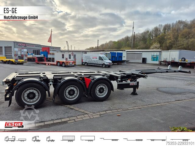 Auflieger-Wechselfahrgestell KÖGEL PORT 45 TRIPLEX Containerchassis