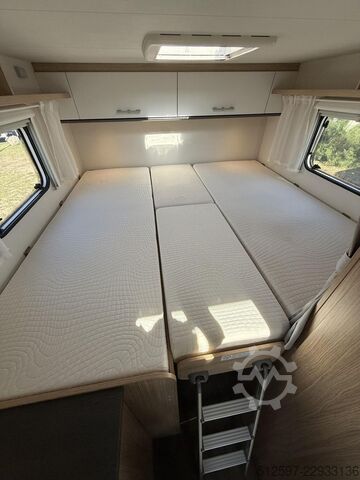 Autocaravana semi-integrada SUNLIGHT Adventure V 66 sehr gepflegt, SAT/TV, Rfk, Alu?