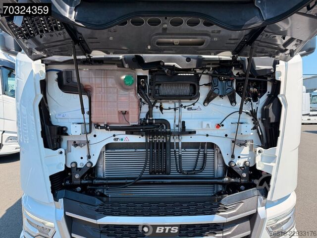 Standard dragbil DAF XG 530 4X2 FT - ZF + Sonnenblende + Standklima