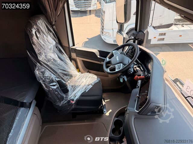 Standard dragbil DAF XG 530 4X2 FT - ZF + Sonnenblende + Standklima