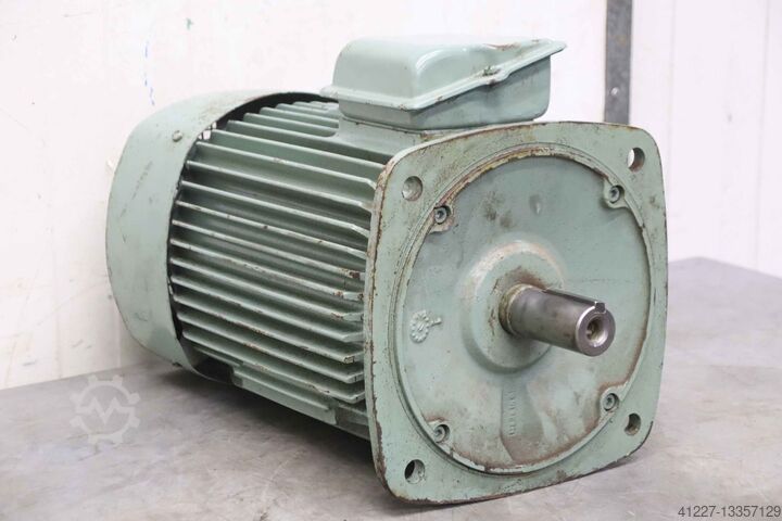 Elektromotor 11 kW 1440 o/min VEM KMR 132. M4 A