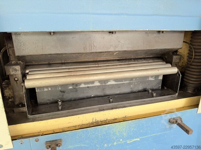 Levyn suoristuskone ARKU RM5075