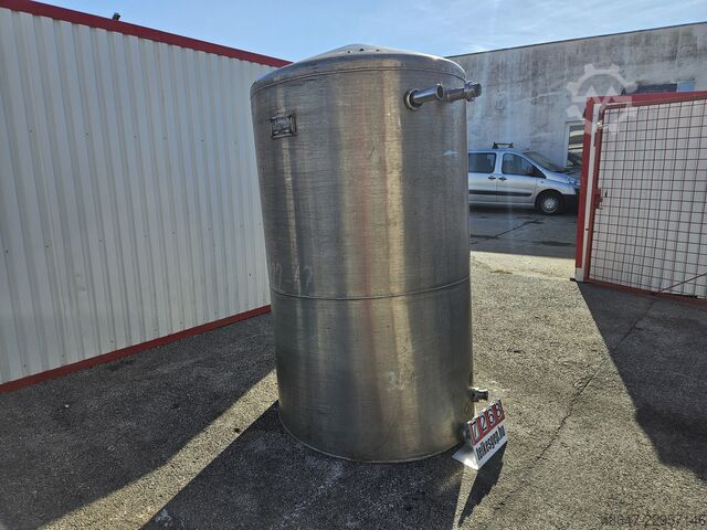 Varastosäiliö 2500 l ruostumaton teräs  