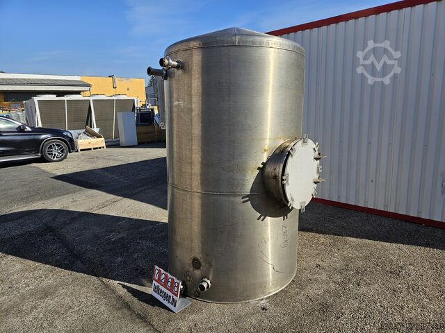 Varastosäiliö 2500 l ruostumaton teräs  