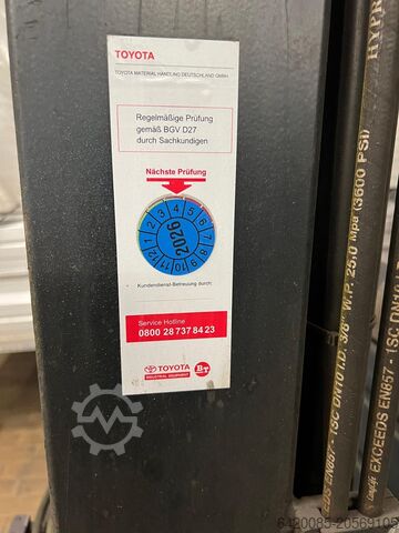 Viljuљkar TOYOTA BT 8FBE15T