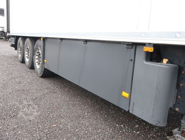 Reefer semitrailer Schmitz SKO 24 Trennwand LBW Liftachse TÜV neu