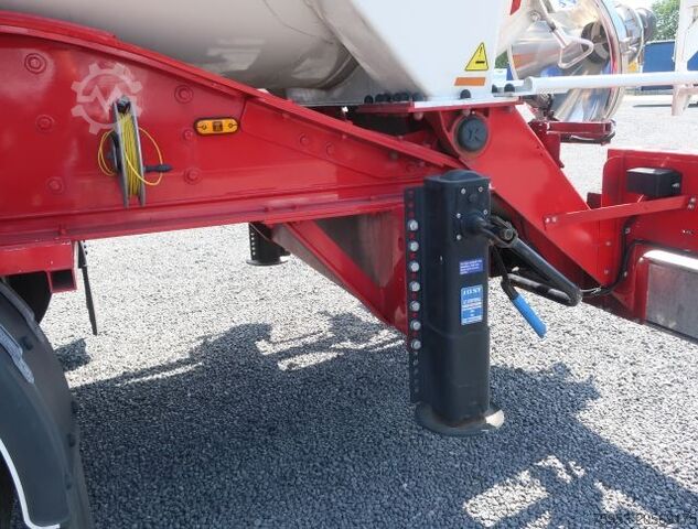 Szállító siló félpótkocsi Kässbohrer Kippsilo SSK 60 60m³ Hydraulik Vakuumschaden