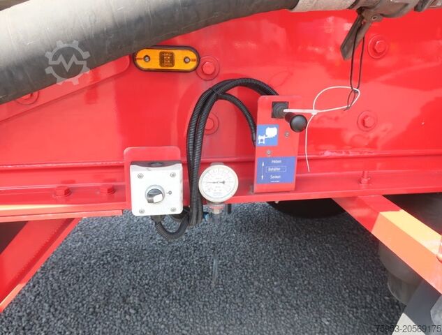 Silo náves Kässbohrer Kippsilo SSK 60 60m³ Hydraulik Vakuumschaden