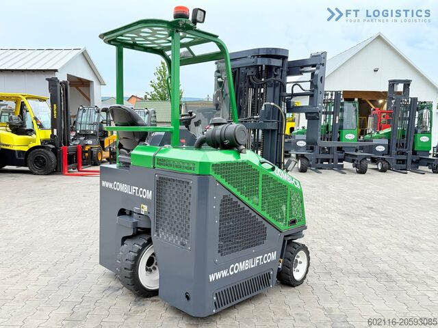 Keturių krypčių šakinis krautuvas Combilift CB3000 / TRIPLEX 4900MM / FREE LIFT