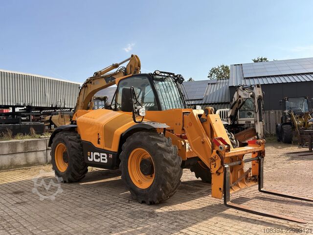 جرافة تلسكوبية JCB 531-70 JCB 531-70 Telehandler