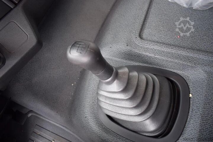 Chassis with cab Mercedes-Benz Atego 1725 4x4 Chassis Cabin (2 units)