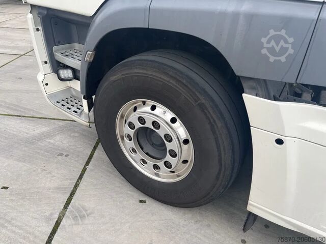 Standard-SZM DAF CF 450 FT EURO 6 VOORAS 9 TN