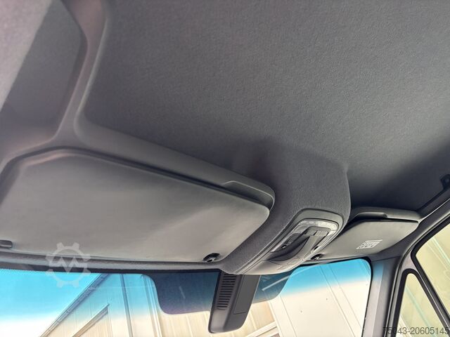 Transporter cu platformă și prelată Mercedes-Benz Sprinter 314 *Plane*Kamera*30.Tkm*1.Hand