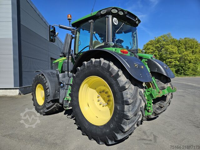 Máy kéo John Deere 6250 R