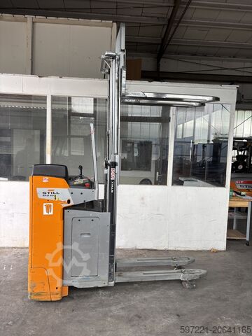 Στοιβαχτές παλετών Still SXD20