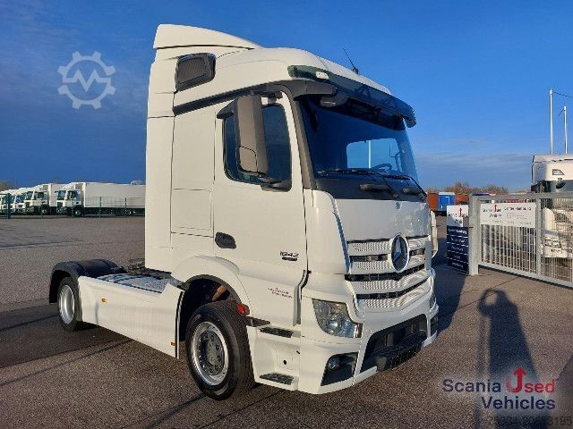 Rúmmá traktor eining Mercedes-Benz Actros 1842