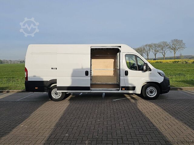 Mobil station wagon beratap tinggi PEUGEOT BOXER 2.2 L4H2 Navi Automaat