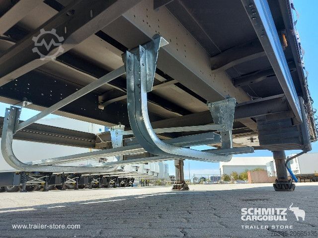 Avoin puoliperävaunu pressulla Schmitz Cargobull Curtainsider Mega