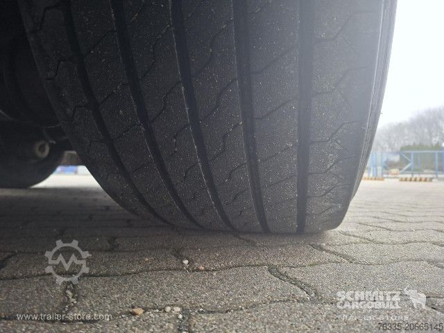 Avoin puoliperävaunu pressulla Schmitz Cargobull Curtainsider Mega
