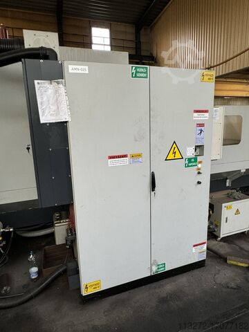 Pusat permesinan Sanco SDL-7235