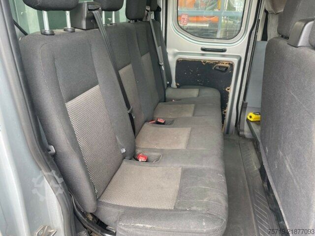 Bestelwagen Ford Transit 2,2 Doka 7-Sitze