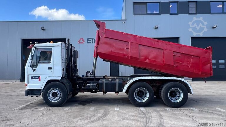 Volquete Volvo FL 7 - 260 (POMPE MANUELLE / MANUAL PUMP / 6X4 ...