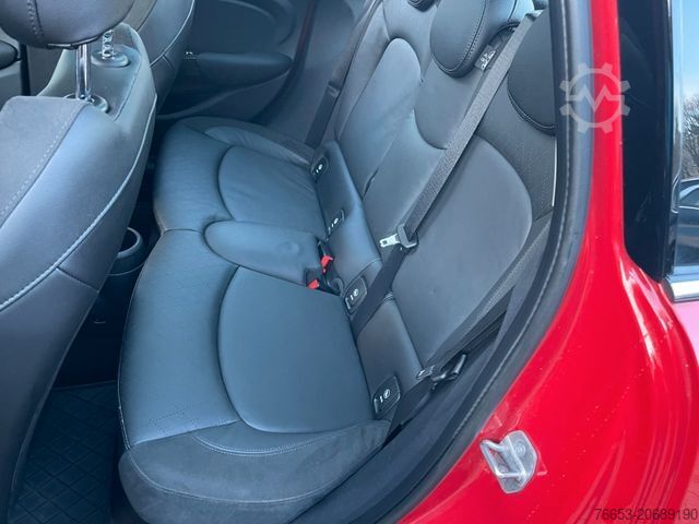 Furgão MINI Cooper 100kw Automatik*Leder*PANO*Klima*18378km