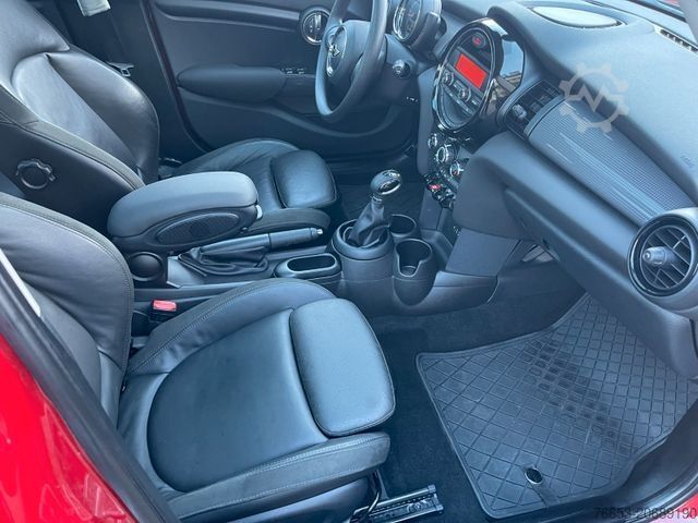 Furgão MINI Cooper 100kw Automatik*Leder*PANO*Klima*18378km