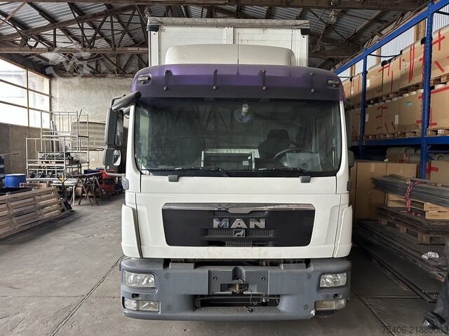 平板卡车带帆布篷布 man TGL 12.250 Pritsche 4x2 BL, Motorschaden