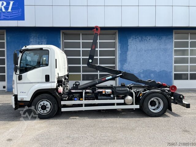Camião porta-contentores de gancho Isuzu F14 240