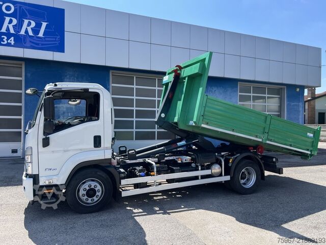 Camião porta-contentores de gancho Isuzu F14 240