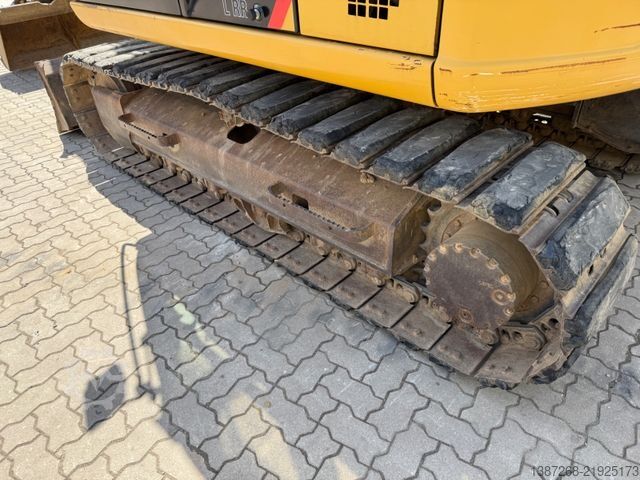 Excavadora de cadenas CATERPILLAR 311FLRR / 2015 BJ / 6.390 H / Deutsche Maschine