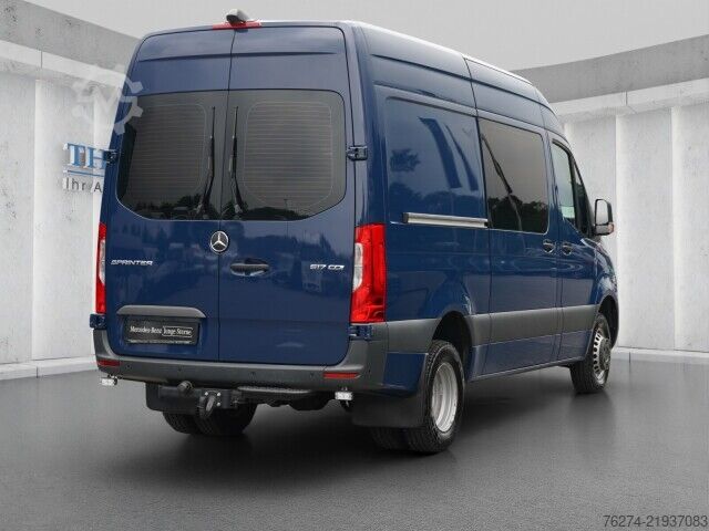 ואן גבוה-גג Mercedes-Benz Sprinter 517 CDI Hochdach