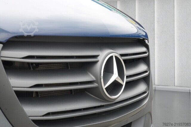 ואן גבוה-גג Mercedes-Benz Sprinter 517 CDI Hochdach