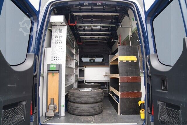 ואן גבוה-גג Mercedes-Benz Sprinter 517 CDI Hochdach