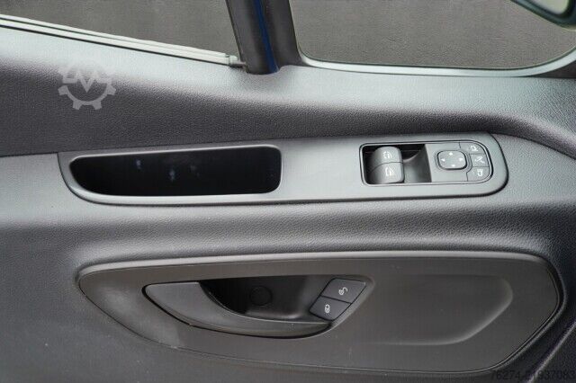 ואן גבוה-גג Mercedes-Benz Sprinter 517 CDI Hochdach